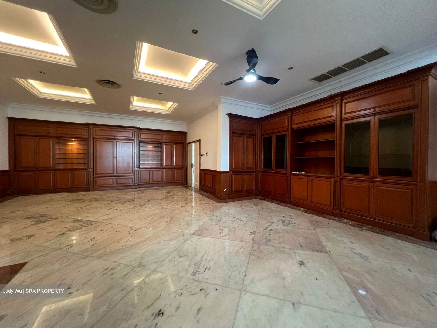 Old Holland Road (D10), Detached #505862491